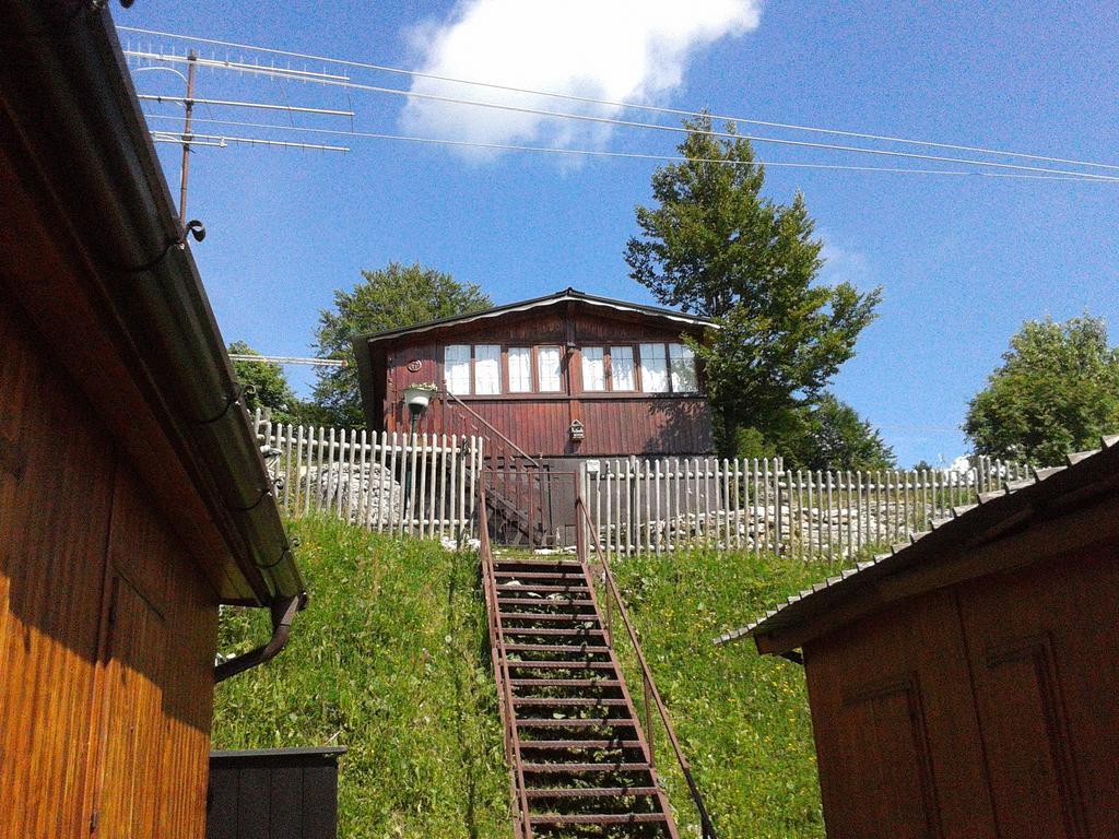 Campeggio Branchetto Hotel Bosco Chiesanuova Exterior foto