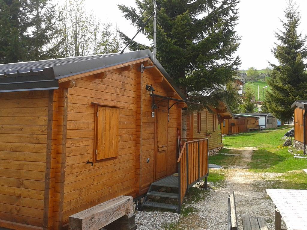 Campeggio Branchetto Hotel Bosco Chiesanuova Exterior foto